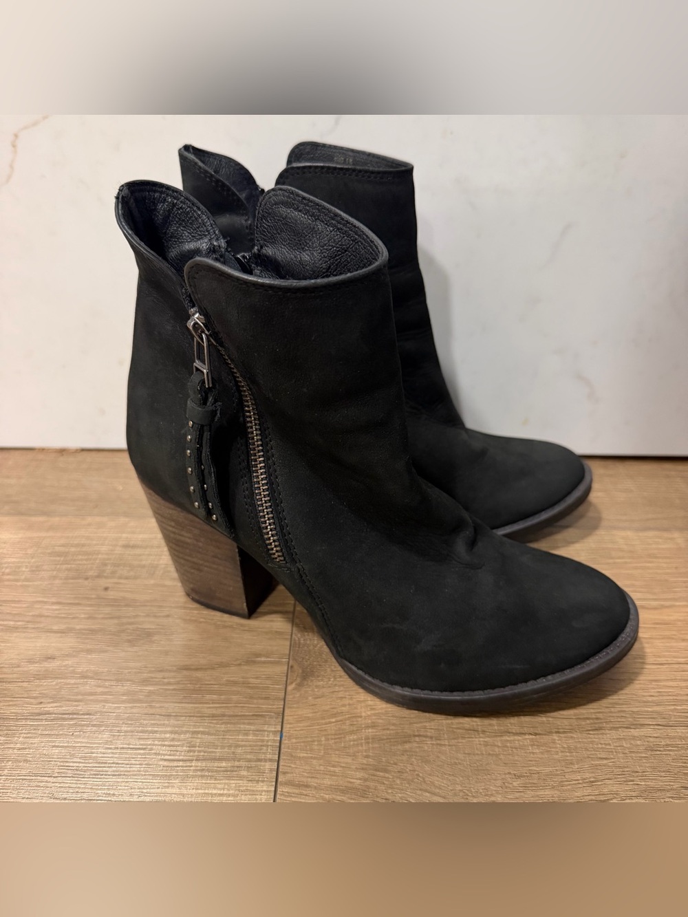 Steve Madden charcoal black Suede Ankle Boots with Block Heel, 9